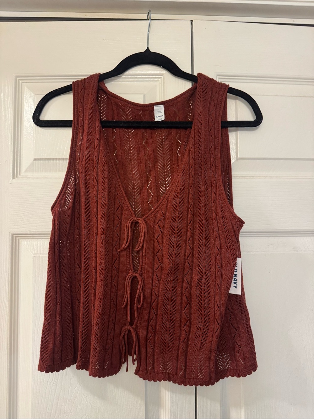Old Navy Open-Knit Tie-Front Tank Top in Rust
